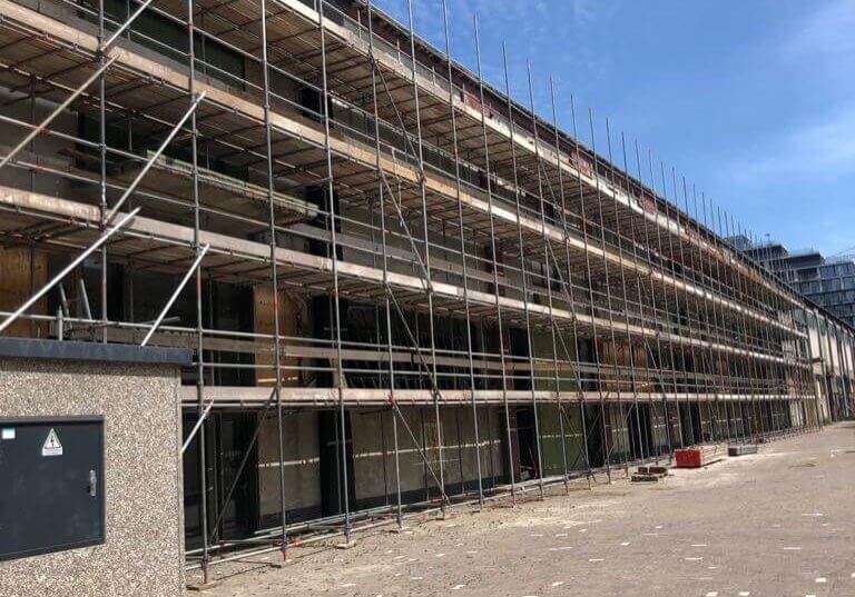 steiger-steigerbouw-vanderpanne-bouw-renovatie-fenixloods-rotterdam-gevelsteigers