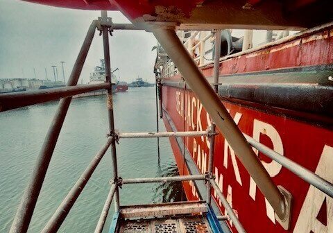 steiger-steigerbouw-vanderpanne-industrie-hangsteiger-reparatiewerkzaamheden-Seajacks kraken -2