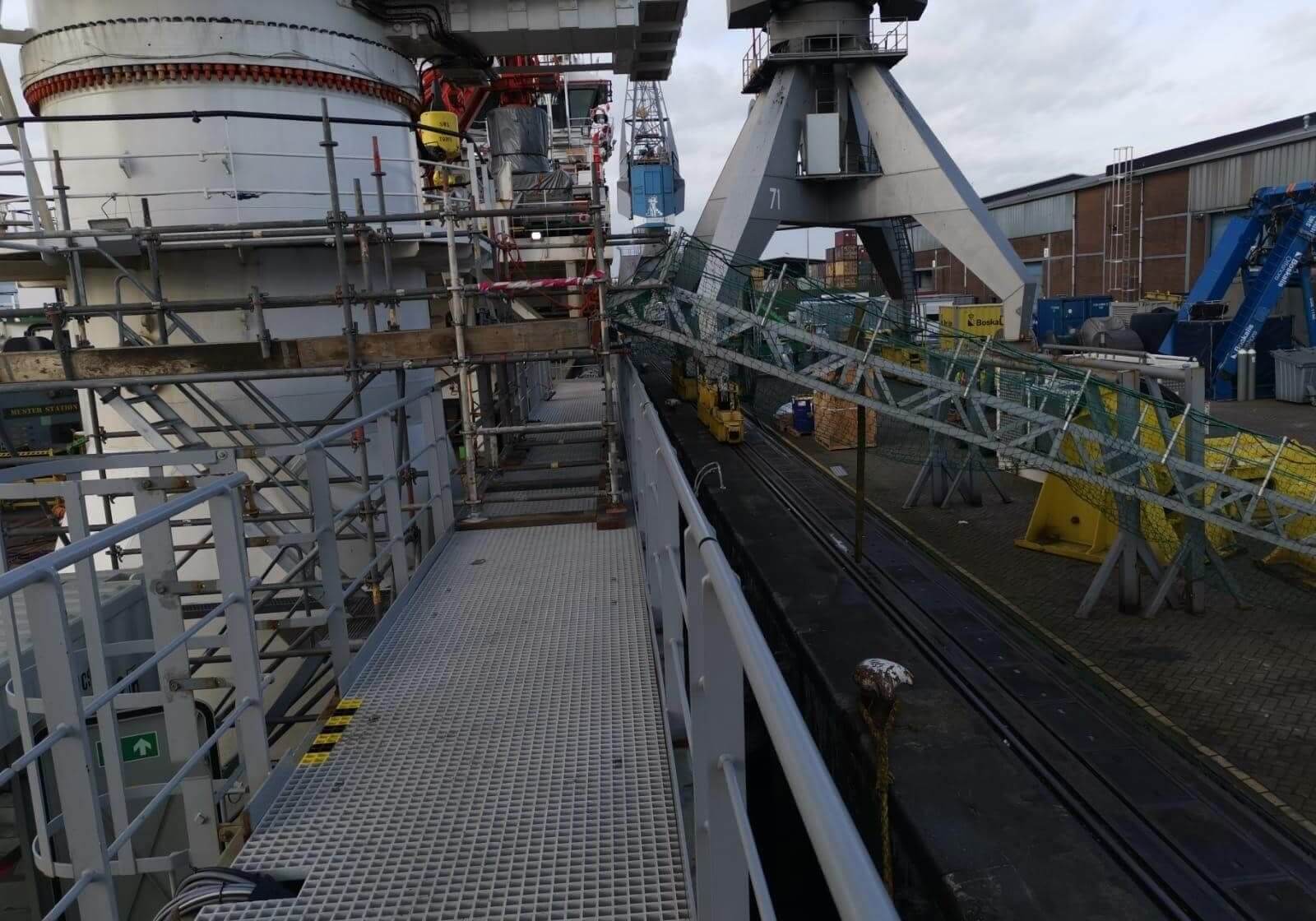 steiger-steigerbouw-vanderpanne-offshore-gangway-bocafalcon-boskalis-3